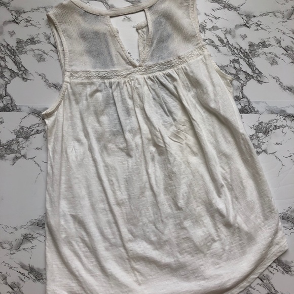 Lucky Brand embroidered tank - Picture 3 of 8